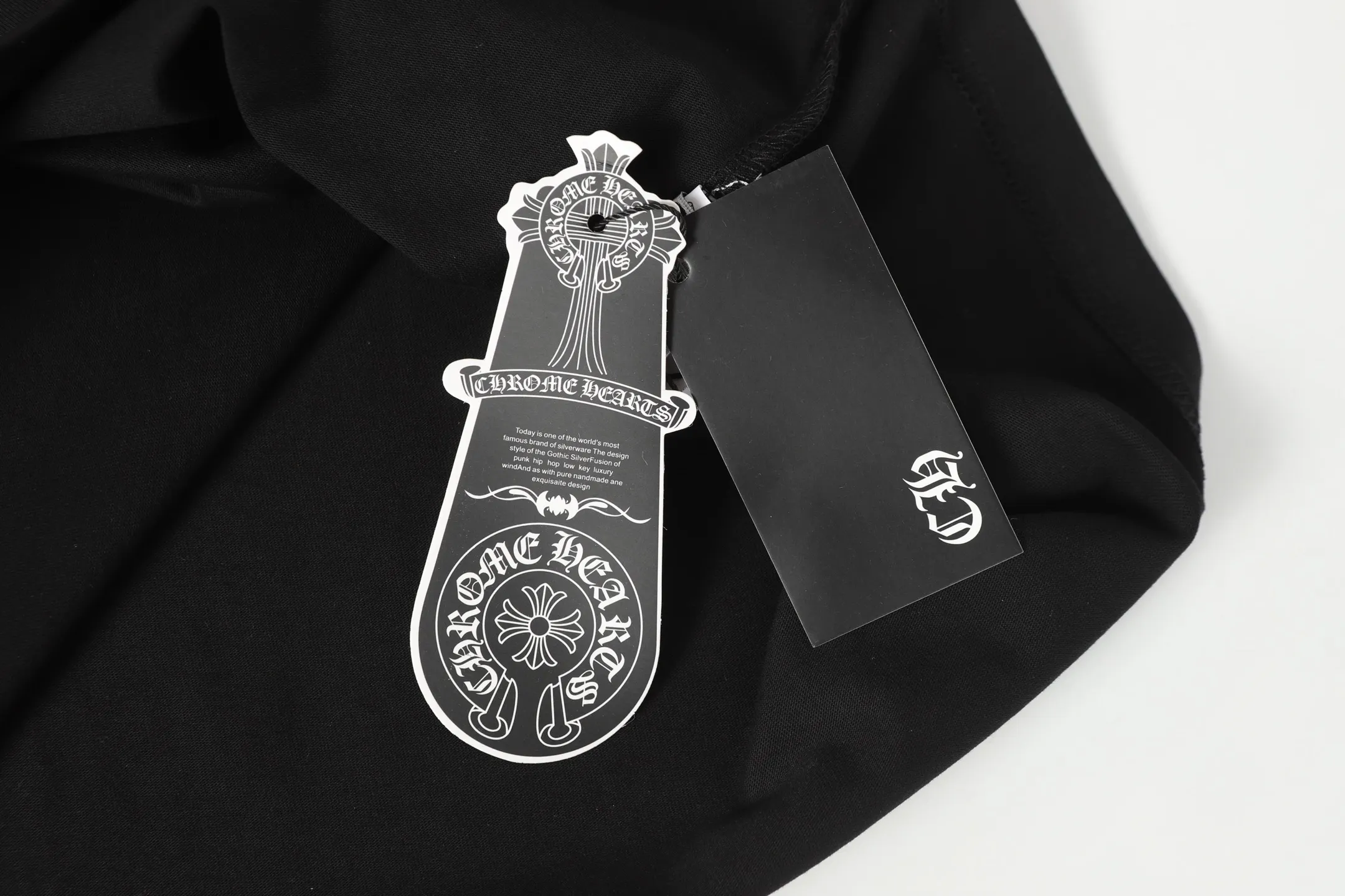 P150 Cross-border running quantity. Please do not place an order if you pursue perfection. -Chrome Hearts/Chrome Hearts 23ss Sanskrit printed popular long-sleeved T-shirt -High weight, high density and high quality. The wool is soft, delicate and skin-friendly. It feels soft and silky. It has excellent warmth and skin-friendly properties.